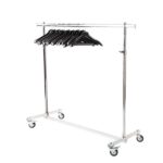 Location portant avec 50 cintres